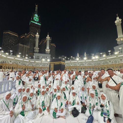 Tawaf Jamaah Hikmah Ka'bah